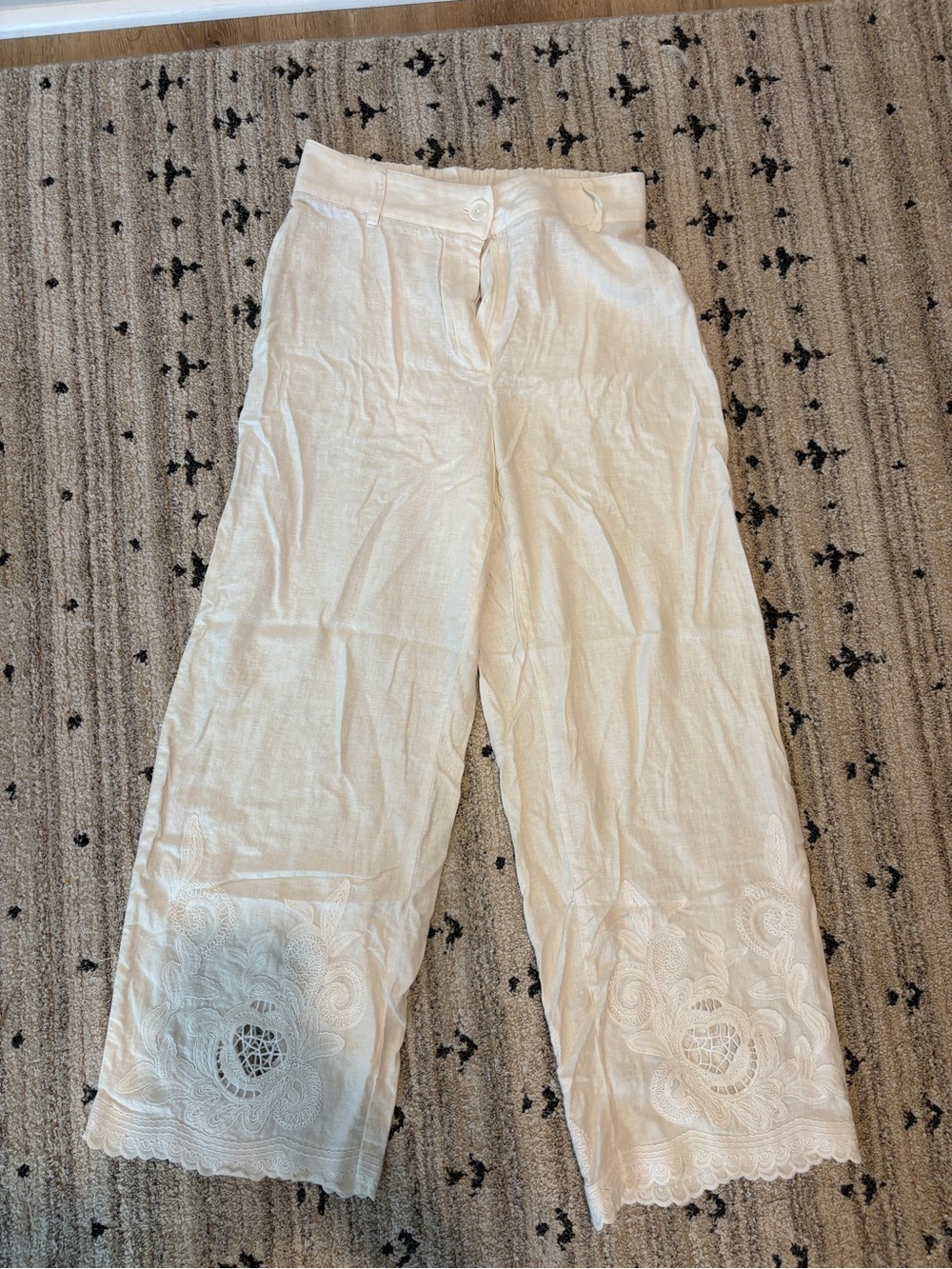 Linen Cream Wide-Leg Embroidered Linen-Blend Capris